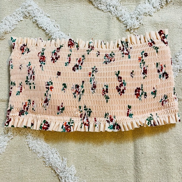 🦙Bandaeu Floral Wire Bikini Top🦙 - Picture 1 of 4